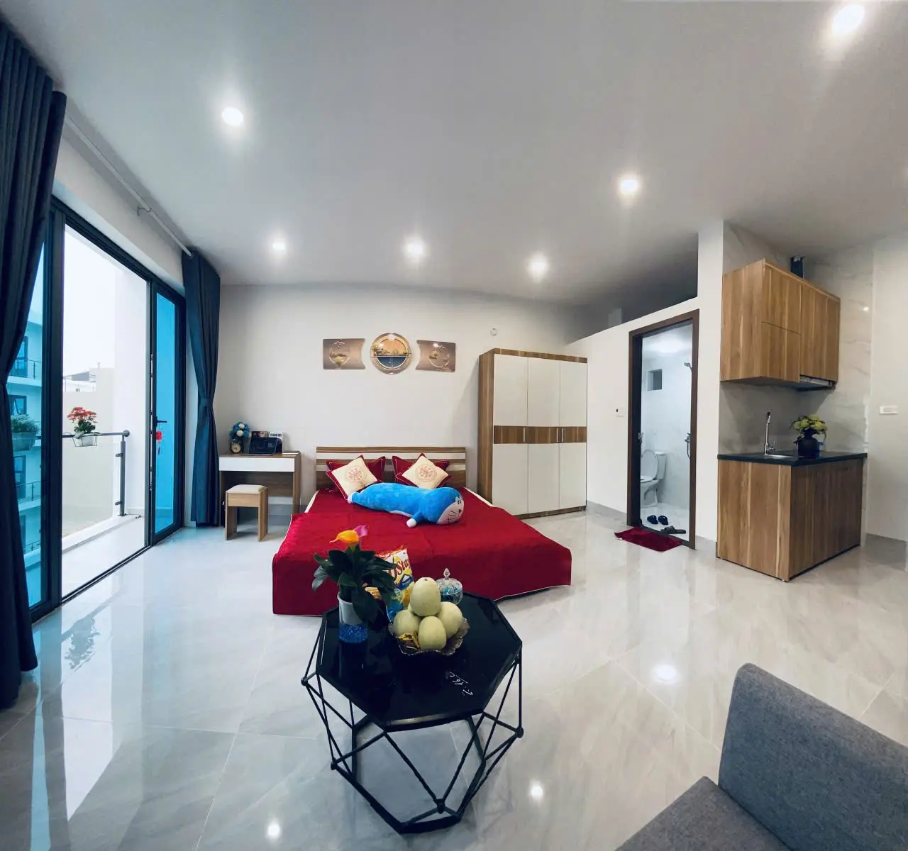 P502 - Căn hộ Studio đầy đủ nội thất, ban công rộng